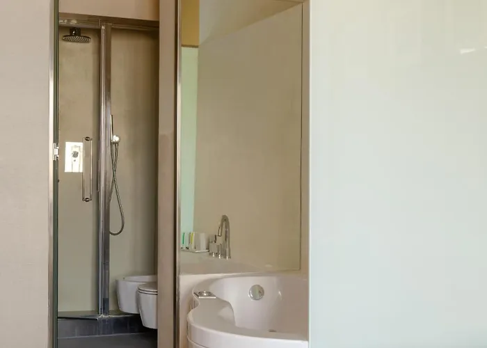 Affittacamere Domus Adriani 4*