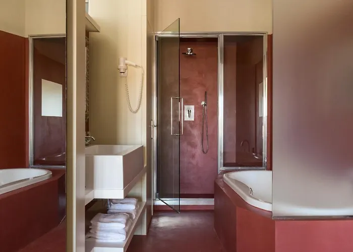 Domus Adriani 4*